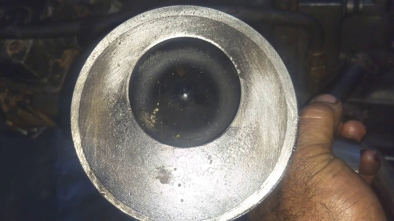 Posição da biela nu pistão do motor Cummins série c