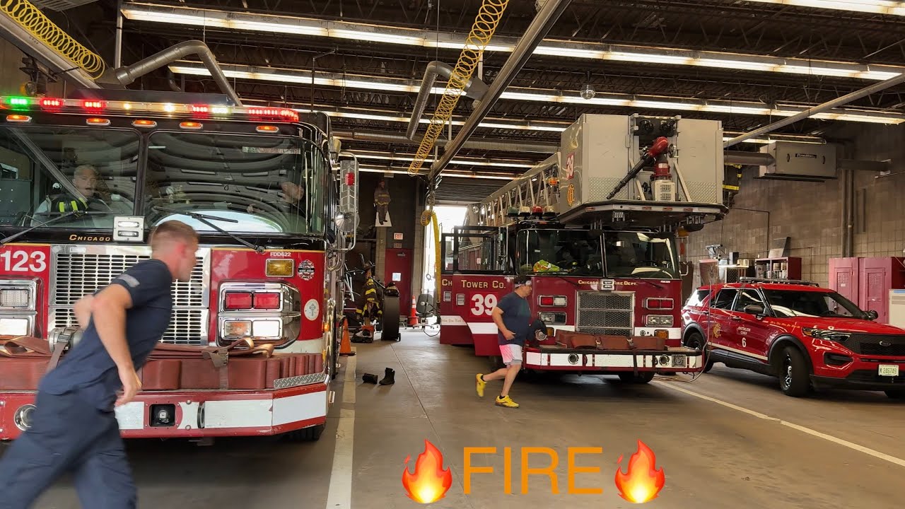 🔥FIRE🔥Chicago fire department Tower Ladder 39 (Spare) Battalion 6 Responding 