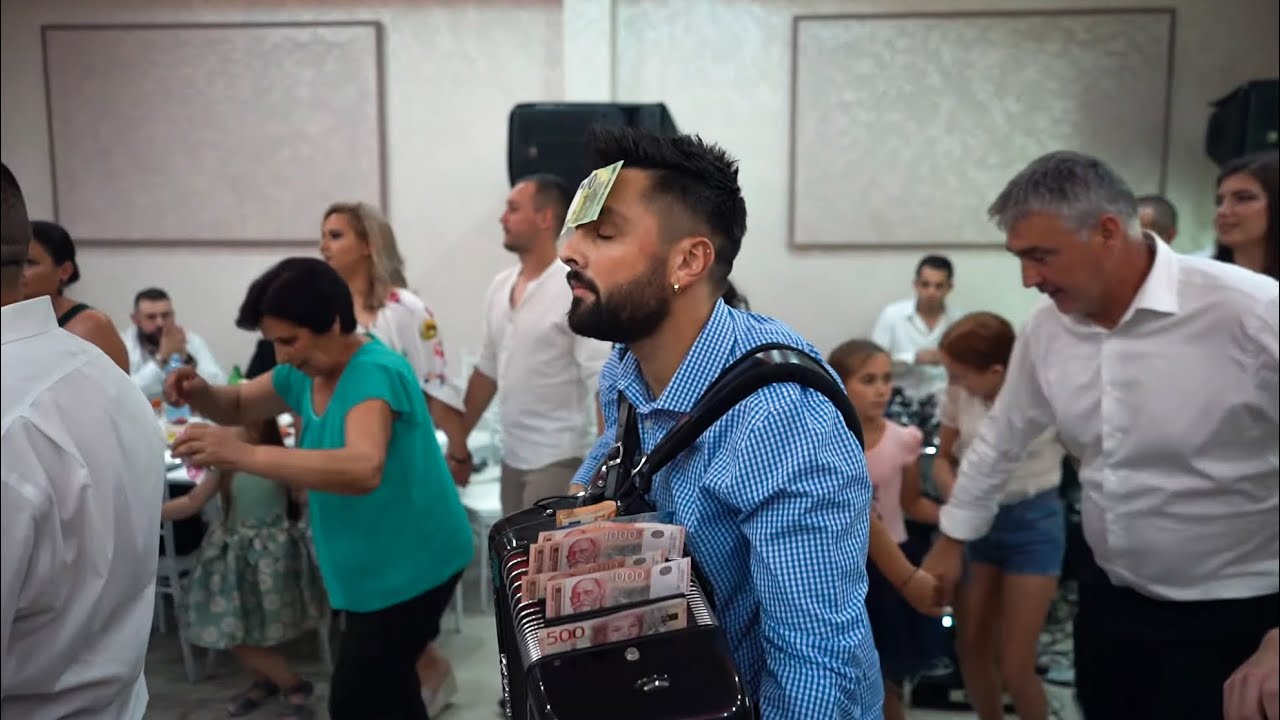 KIKA & SKORPIONI - Kolo za slavljenicu