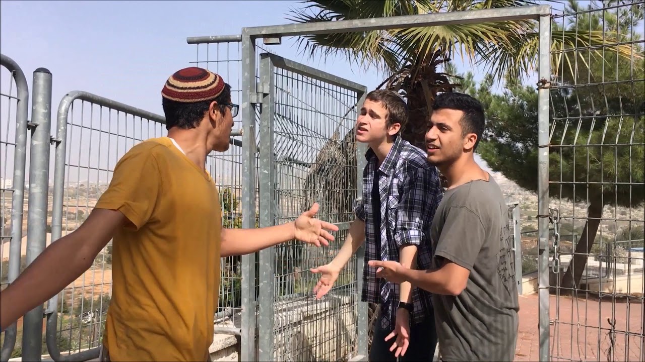 כ