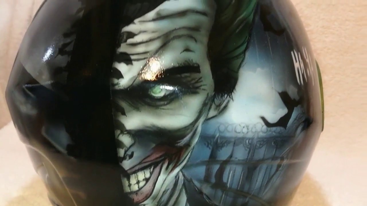 AEROGRAFIA CASCO BATMAN VS JOCKER