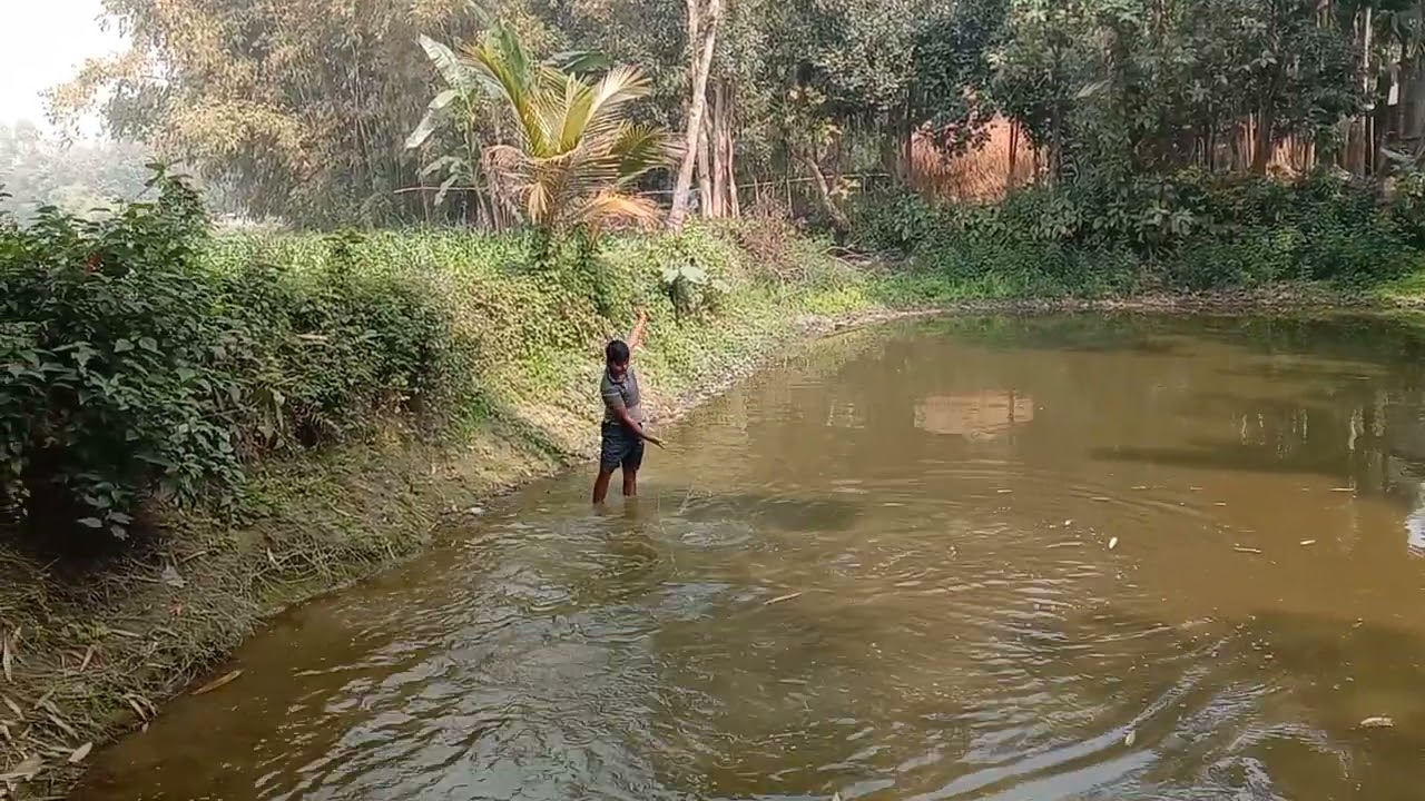 Jeet is catching fish