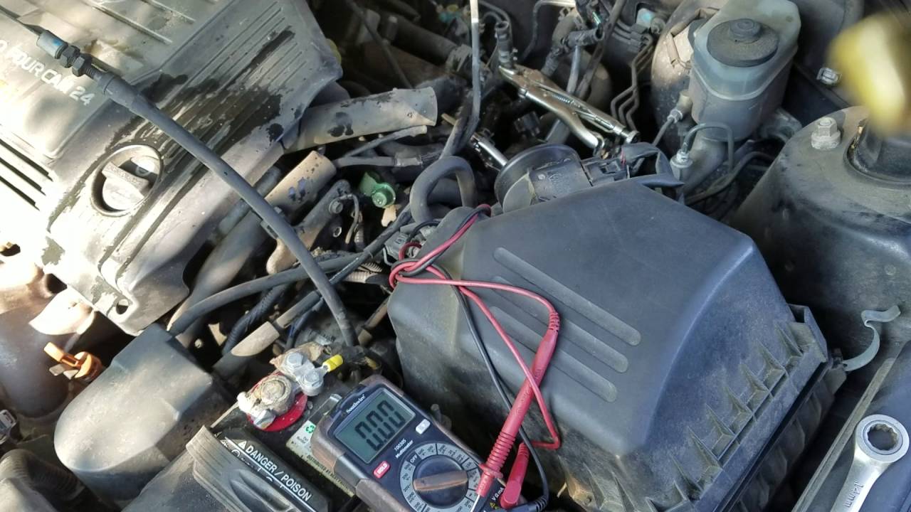 Чистка и ремонт клапана холостого хода Toyota Avalon, Camry, Lexus E300 2000 года: не держит обор...