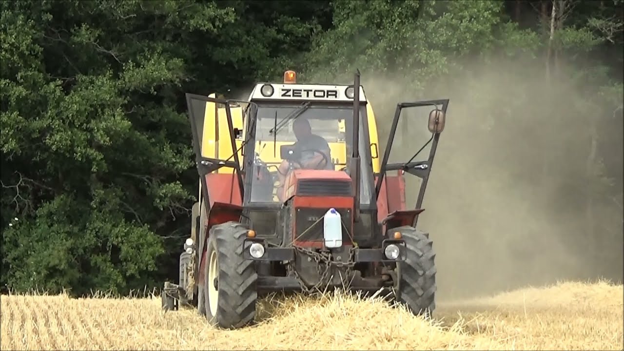 Zetor Crystal 12145 s lisem New Holland Roll Belt 150 Cropcutter