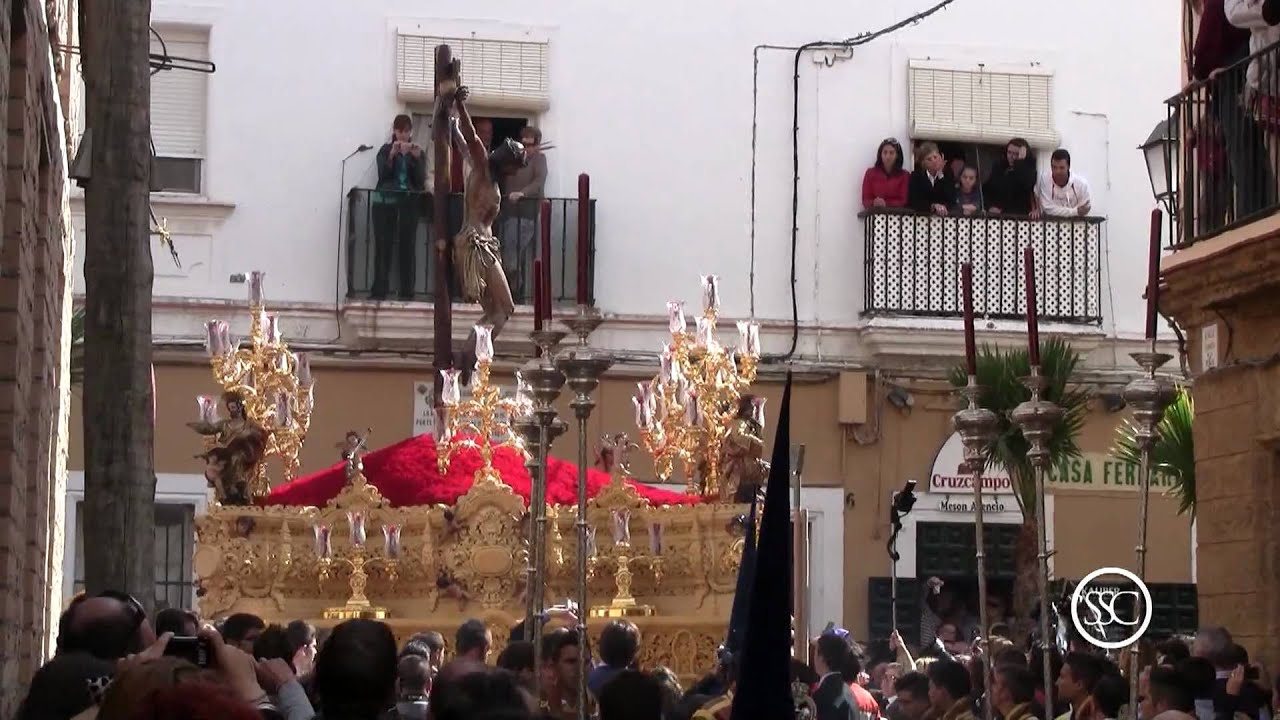 La Palma - Cristo de la Misericordia por la calle Virgen de las Penas - Semana Santa de Cádiz 2011