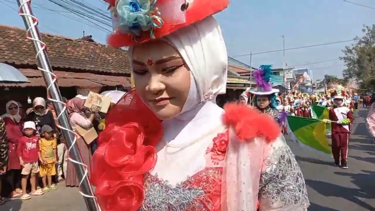 KARNAVAL KECAMATAN ROWOSARI 2024. SD IT AL AZMI GEMPOLSEWU