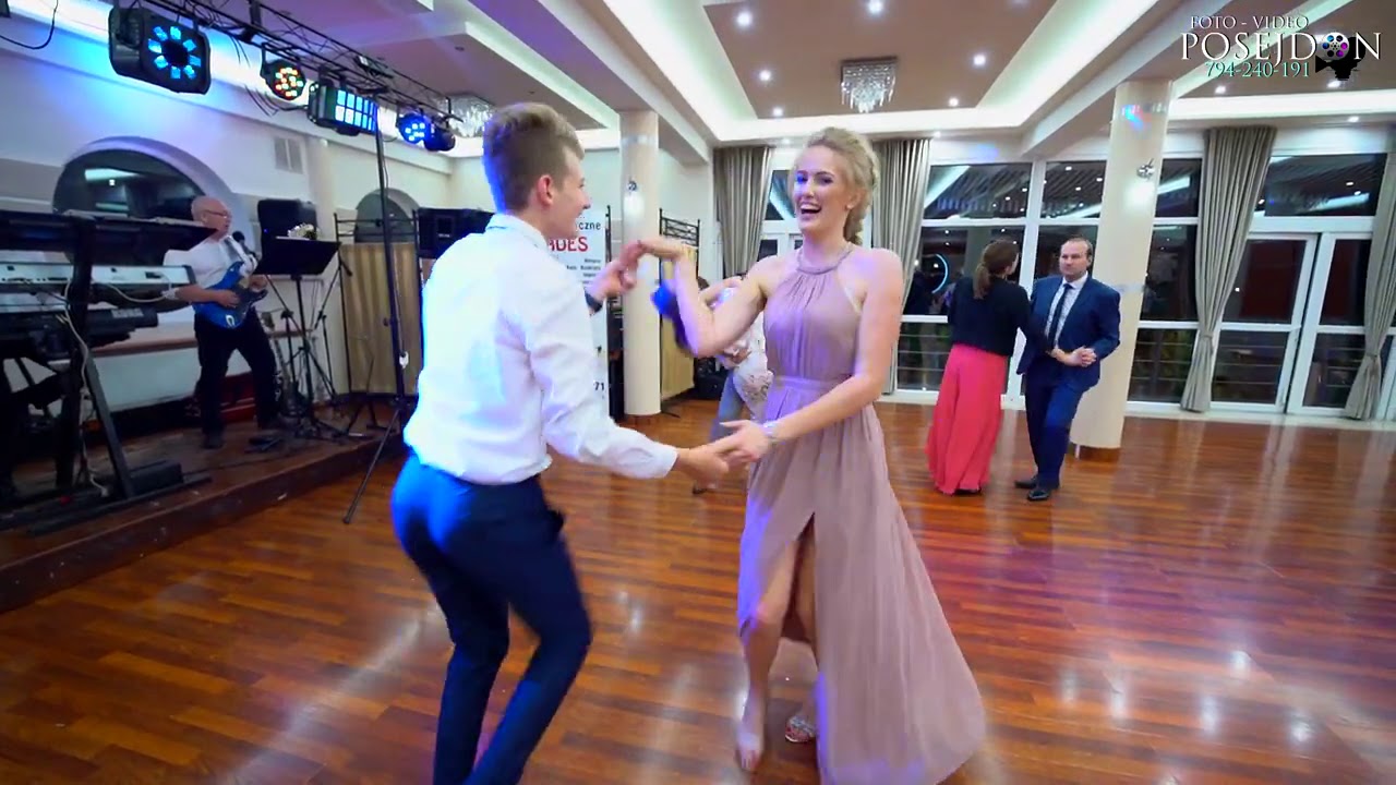W dobie KORONAWIRUSA WESELE cz 6 Zespół HADES z Łowicza sala SZKIEŁKA Łowicz