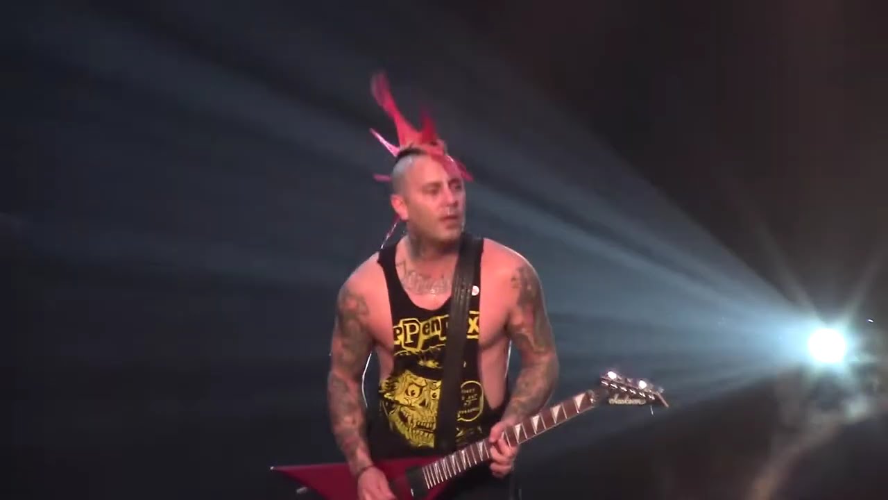 The Casualties - Punk Rock Love (Zikenstock Festival 2017 France, Cateau-Cambrésis) [HD]
