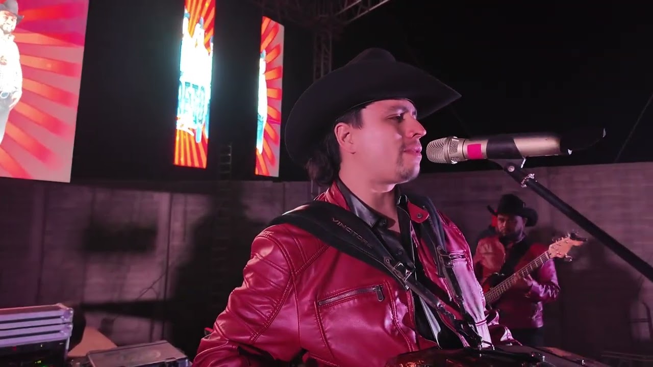 LA VIVIANA - Grupo DECRETO en vivo