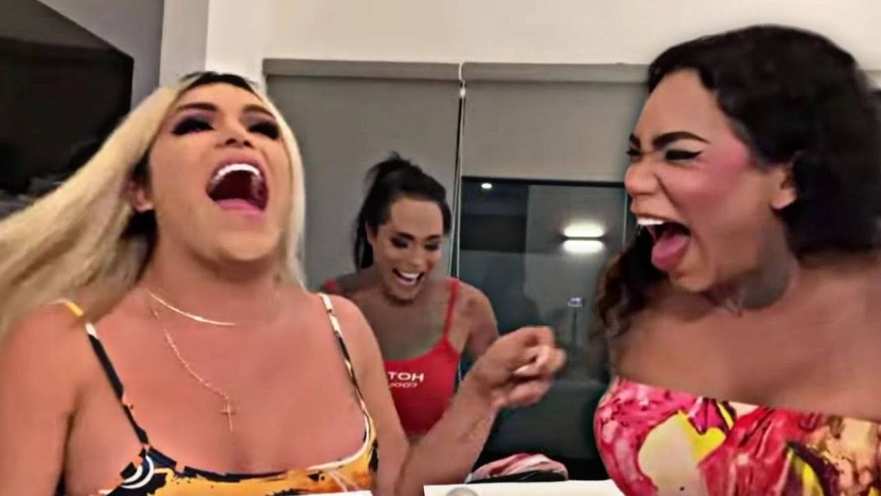 KARIPAO Y WENDY SE PREPARAN PARA LA GRAN PRESENTACIÓN💋┃Karina, Paola y Wendy - @Mintohato2.0