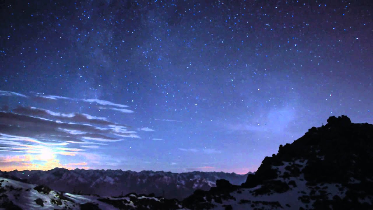 Glungezer in Tyrol: Panorama and Night Timelapse