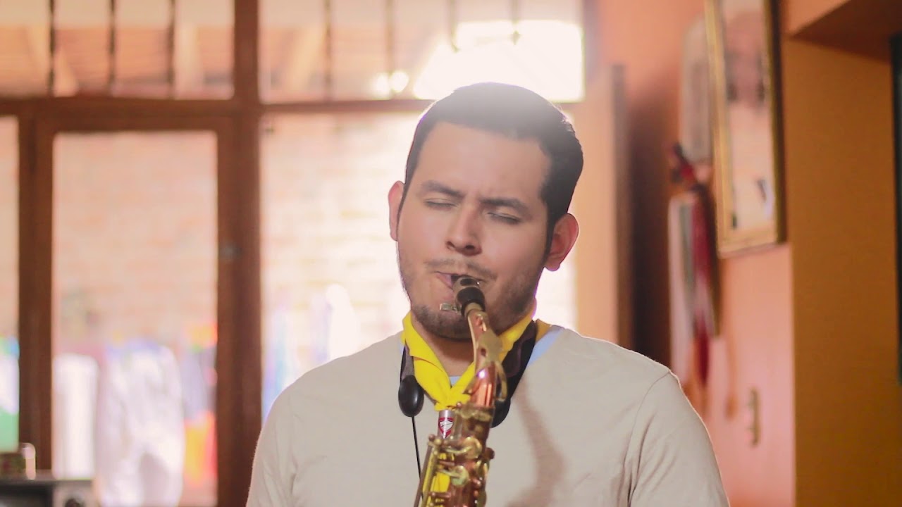 Digno eres tú cover saxo - Himno N° 143