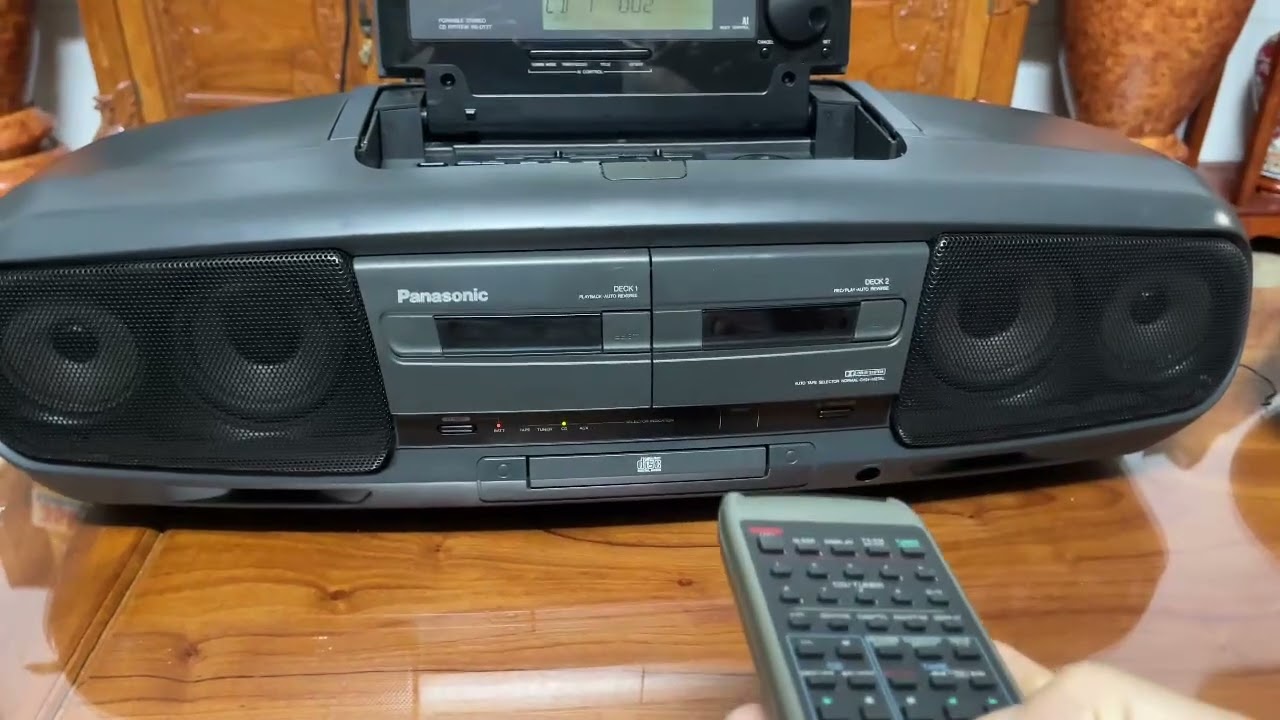 Bombot panasonic DT -77 cực đẹp lh 0972794706