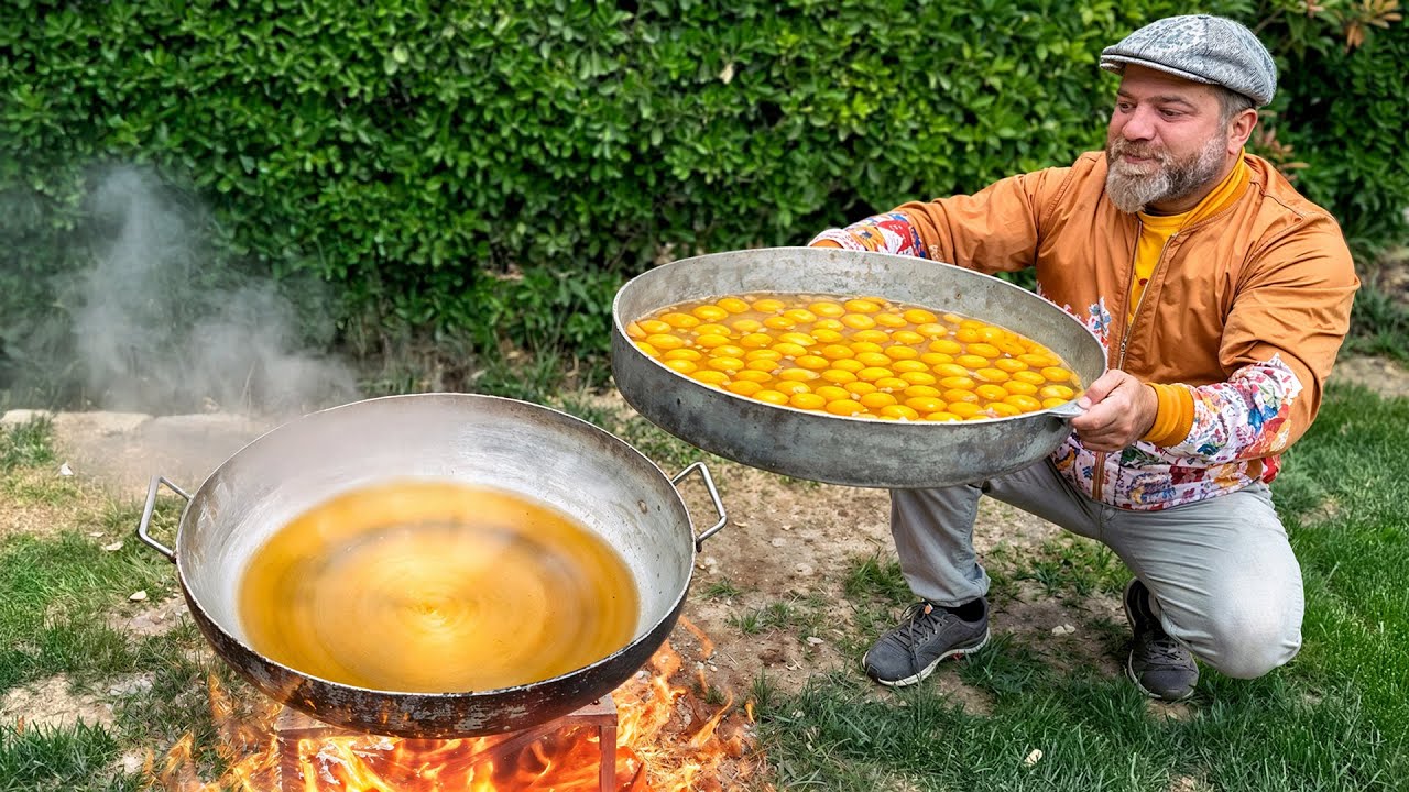 Tomato & Egg Skillet Breakfast 🍳🍅 – Azerbaijan’s Hidden Village Favourite