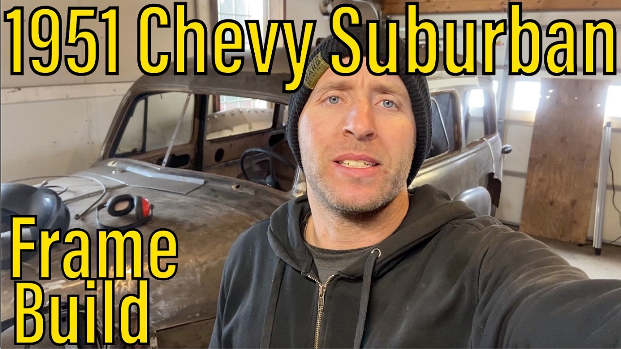 Сборка задней половины рамы Chevrolet Suburban 1951 года.