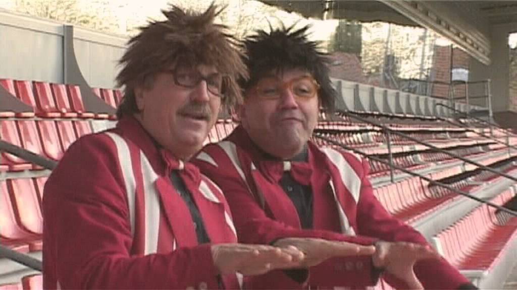 Striepke Veur (Helmond): Want we ginge noar 't voetbal.VOB