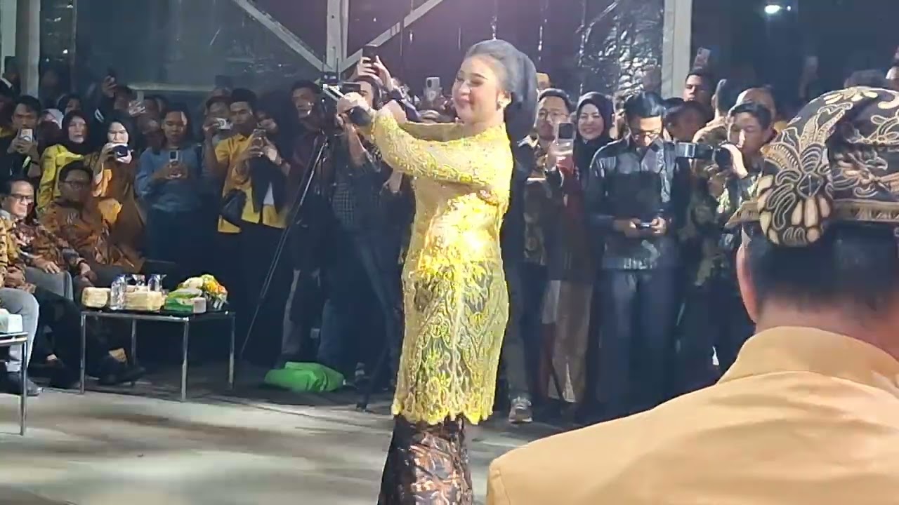 Niken Salindri, Di Ulang Tahun Golkar