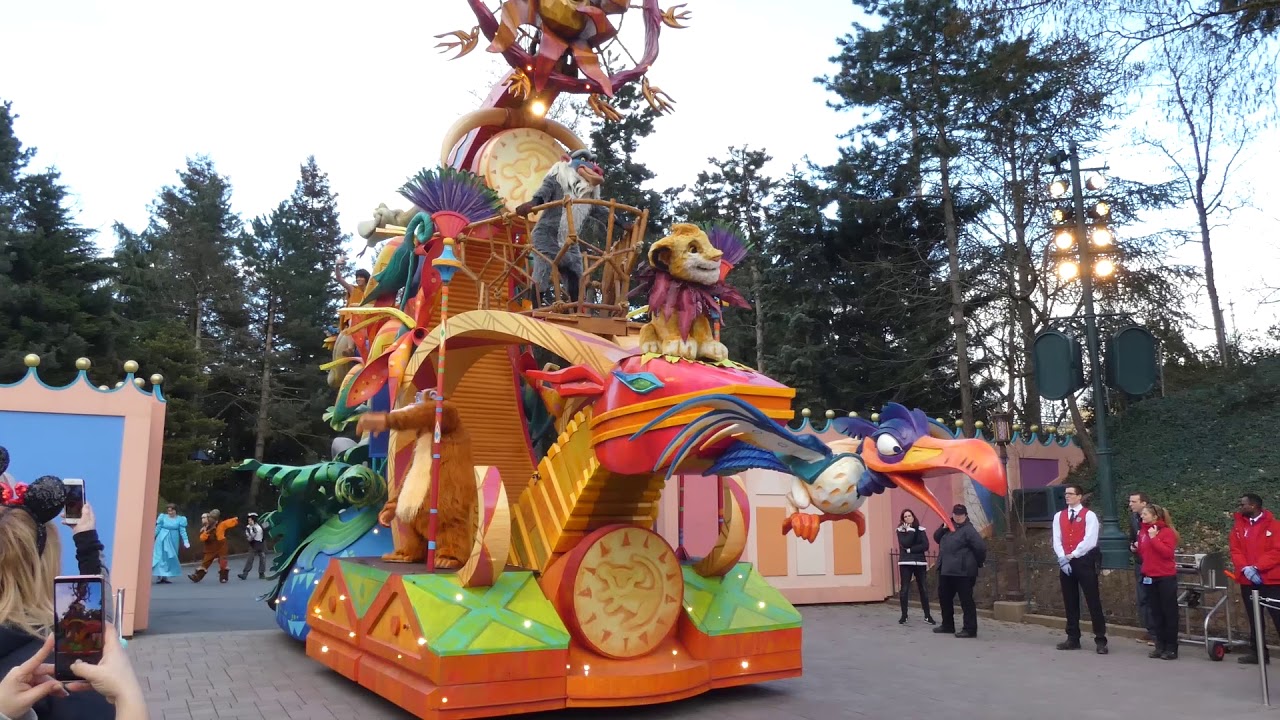 Disney Stars on Parade - Disneyland Paris March 2018