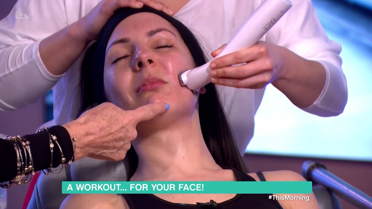 Give Your Face a Workout, Like Jennifer Aniston | This Morning