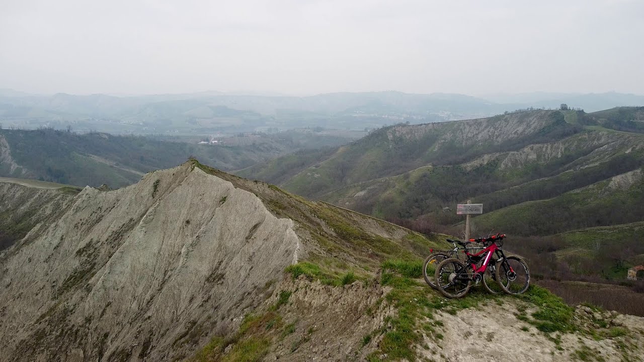 CALANCHI DELLE VEDOVE BY E-BIKE (PARCO DELLA VENA DEL GESSO ROMAGNOLA)