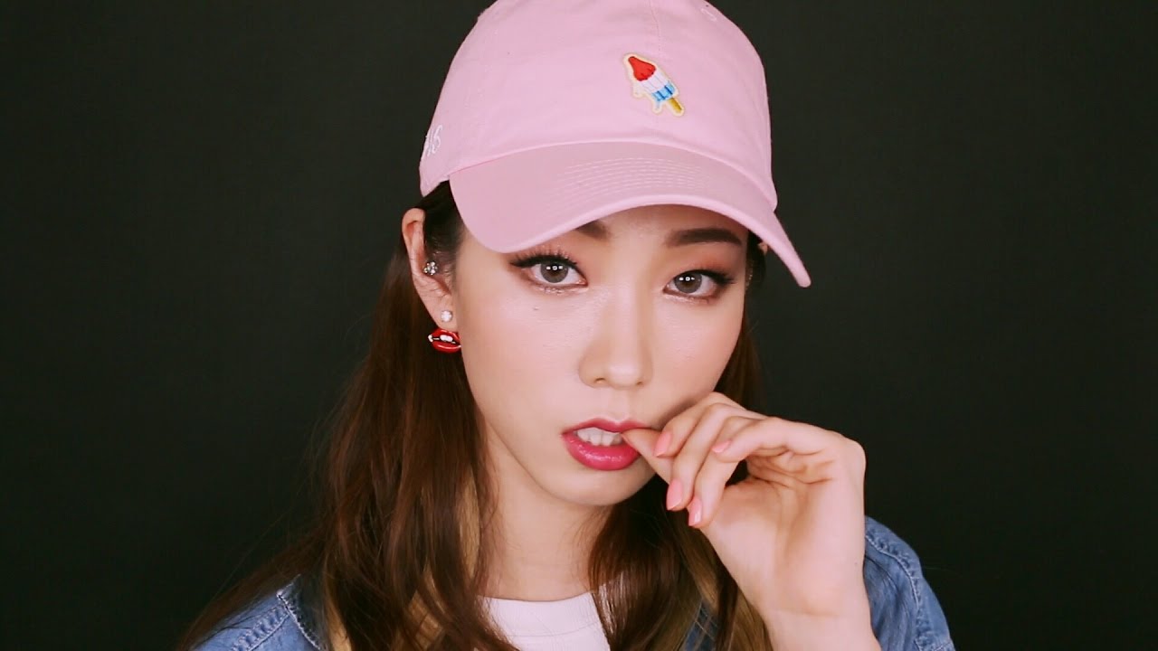 ENG) 볼캡과 함께 체리블라썸 크러쉬 메이크업 Cherry Blossom Crush Makeup