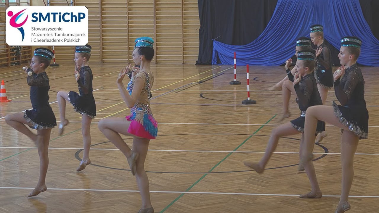 BATON JUNIORKI FORMACJE SCENA - MAŻORETKI DIAMENT CHMIELÓW - CHMIELÓW - SMTiChP / Pustków 2024 | PL
