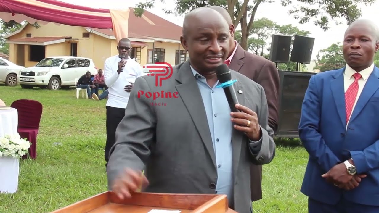 Ekimala Kimala. Kalangwa Akawangamudde Ku Kifo Ky'Omubaka Omukyala, Tukooye Abatakola.