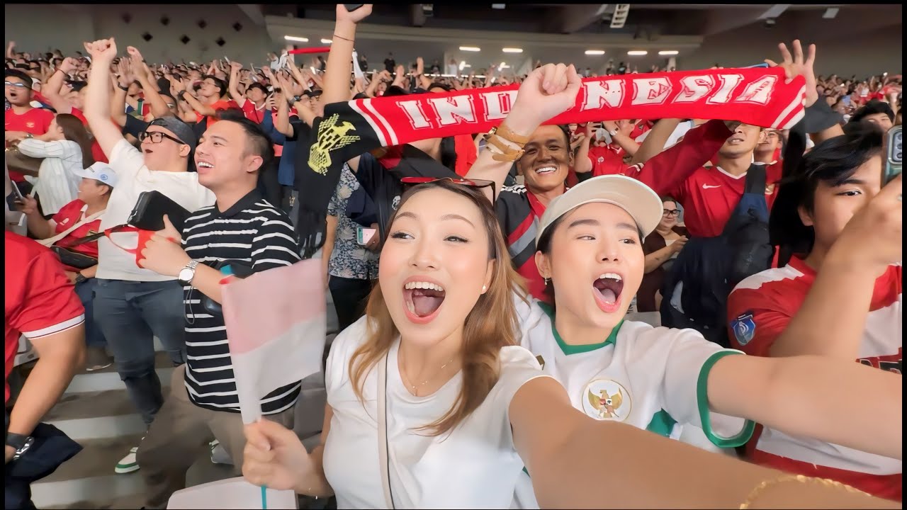 NONTON PERTANDINGAN BOLA PERTAMA KALI SEUMUR HIDUP ??!! INDONESIA VS VIETNAM 😱