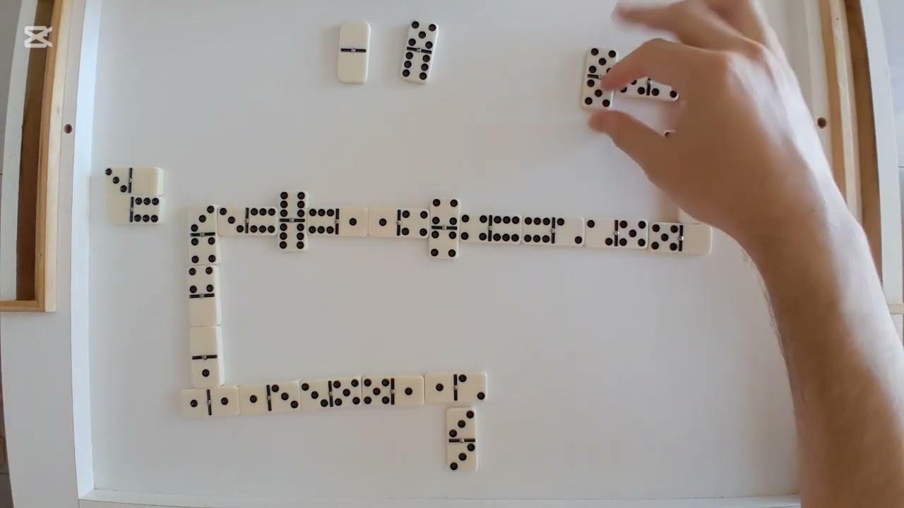 #Domino
