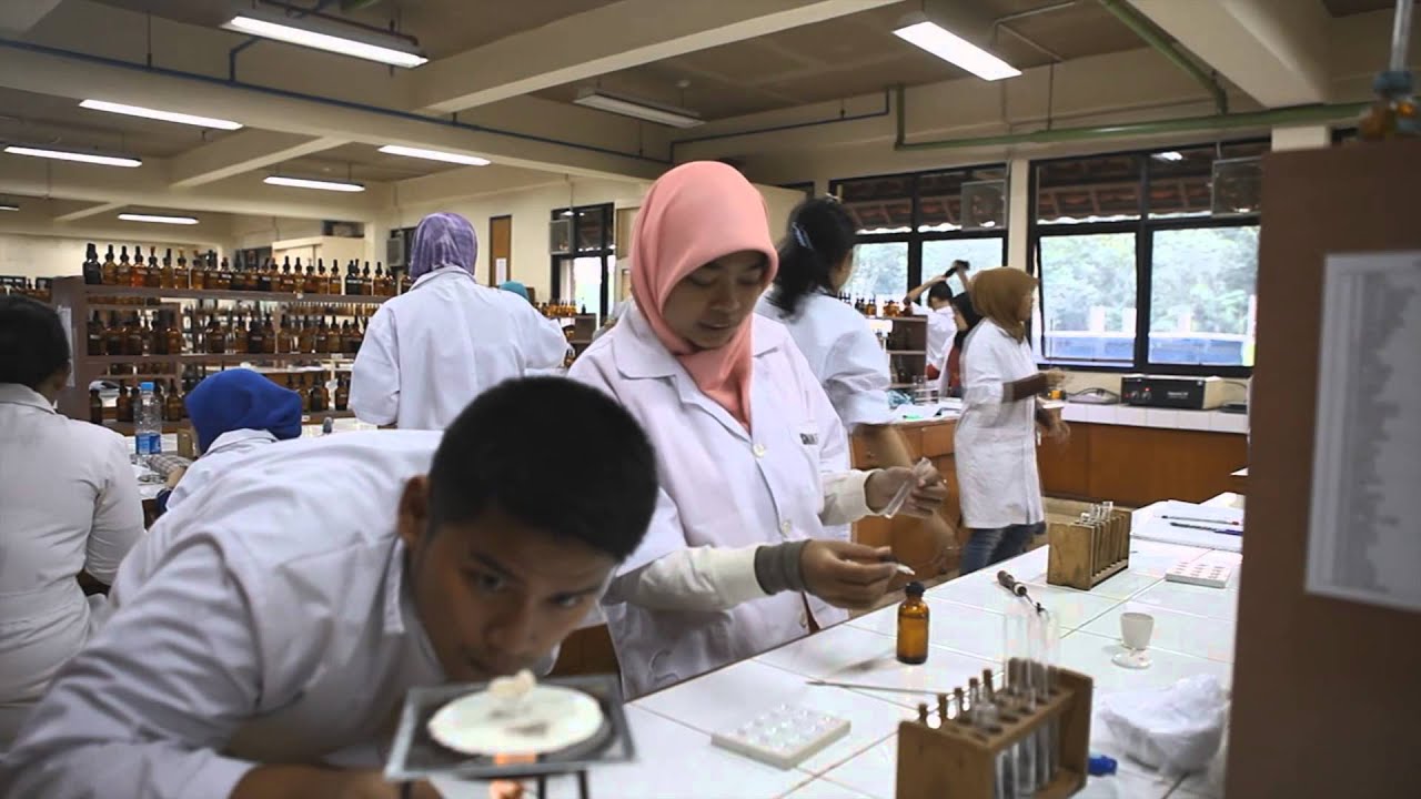 Fakultas Farmasi Universitas Indonesia