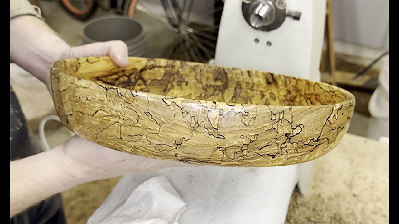 Woodturning - The Heavily Spalted Maple Bowl.