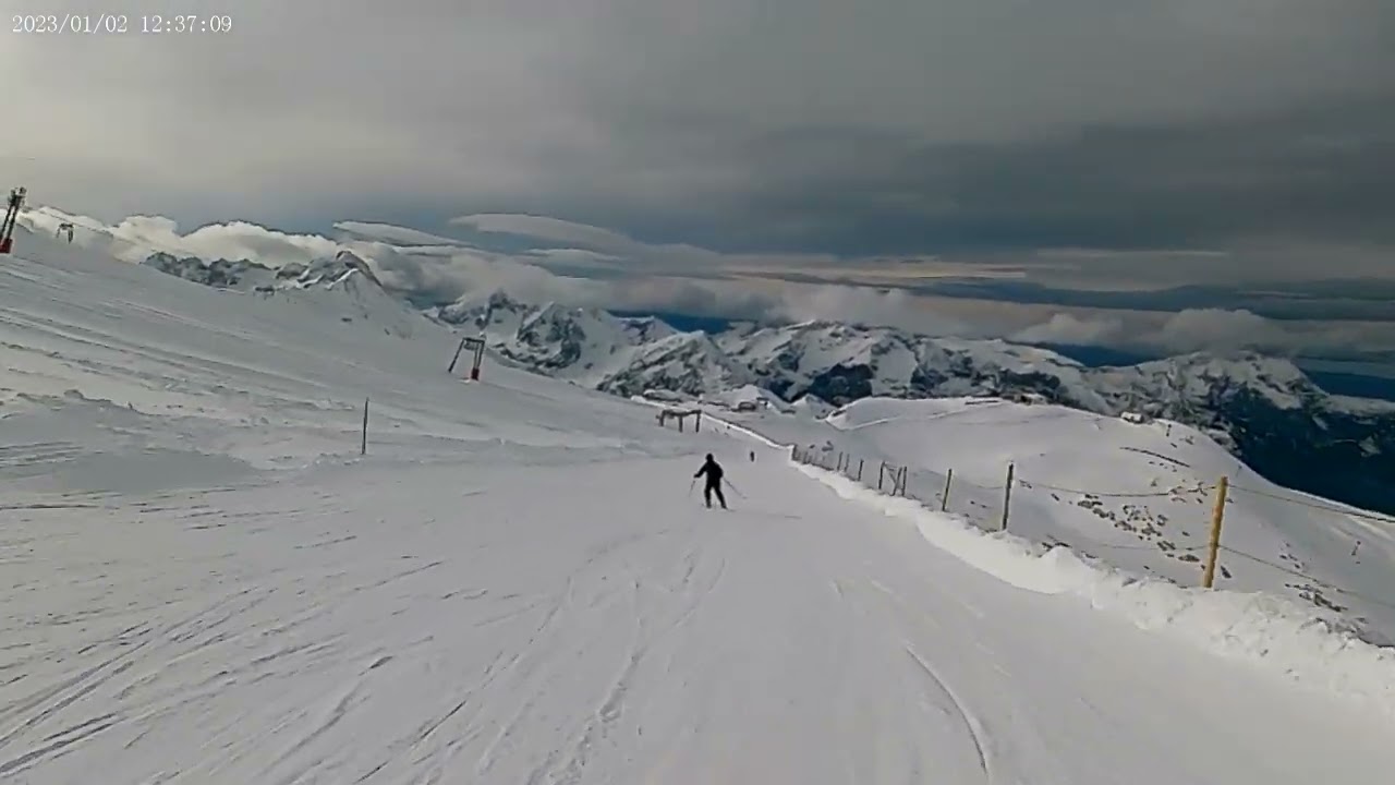 Les Deux Alpes 02 01 2023   Piste PUY SALIE 1 Glasier J