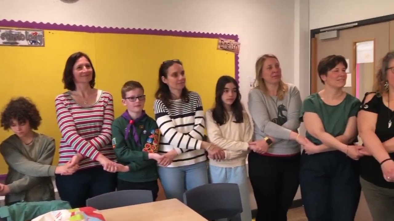 Skautská večerka   skauti ze Skutče v Okénku