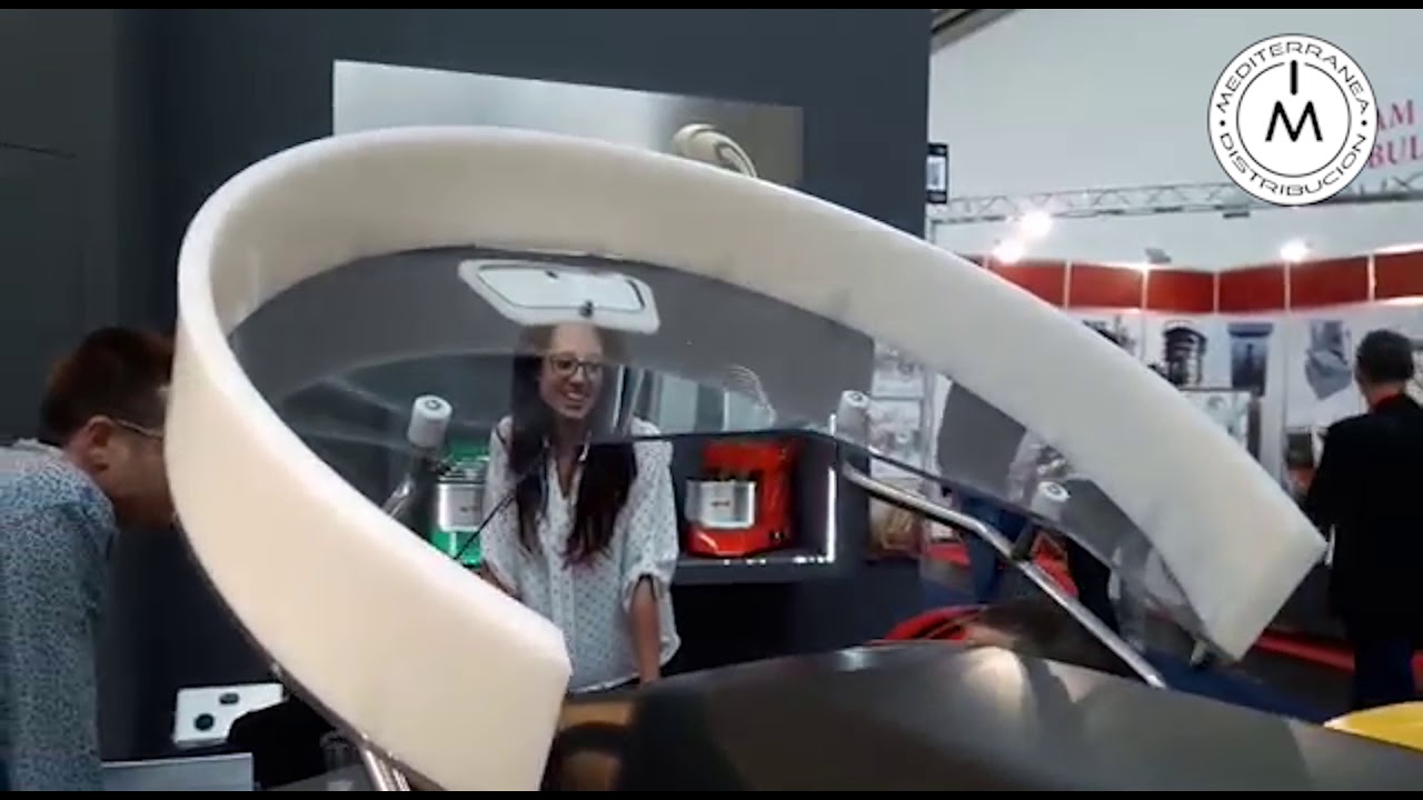 MEDITERRANEA PRESENTA AMASADORA SUNMIX