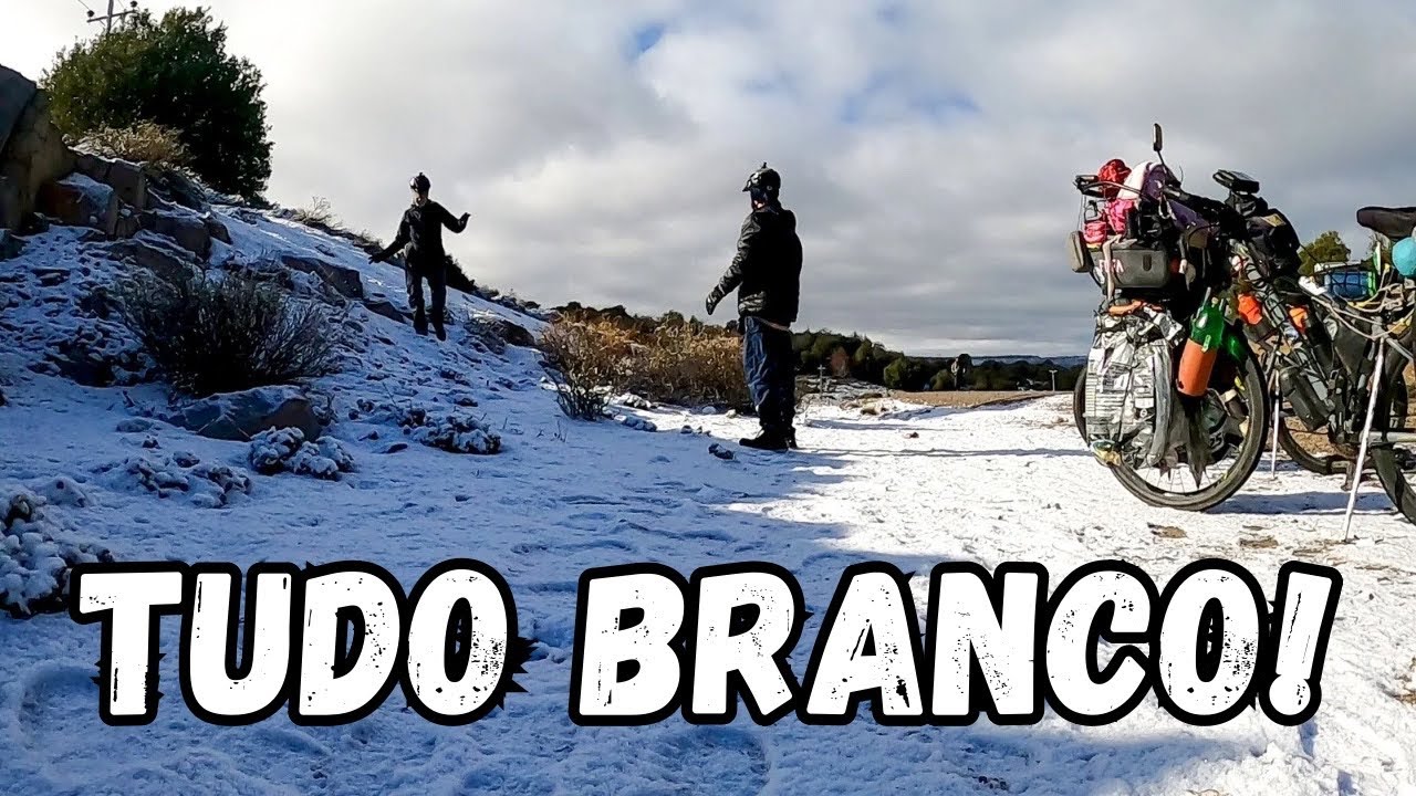 PRIMEIRA VEZ PEDALANDO com NEVE na ESTRADA - Villa Pehuenia 🇦🇷 / Ep123