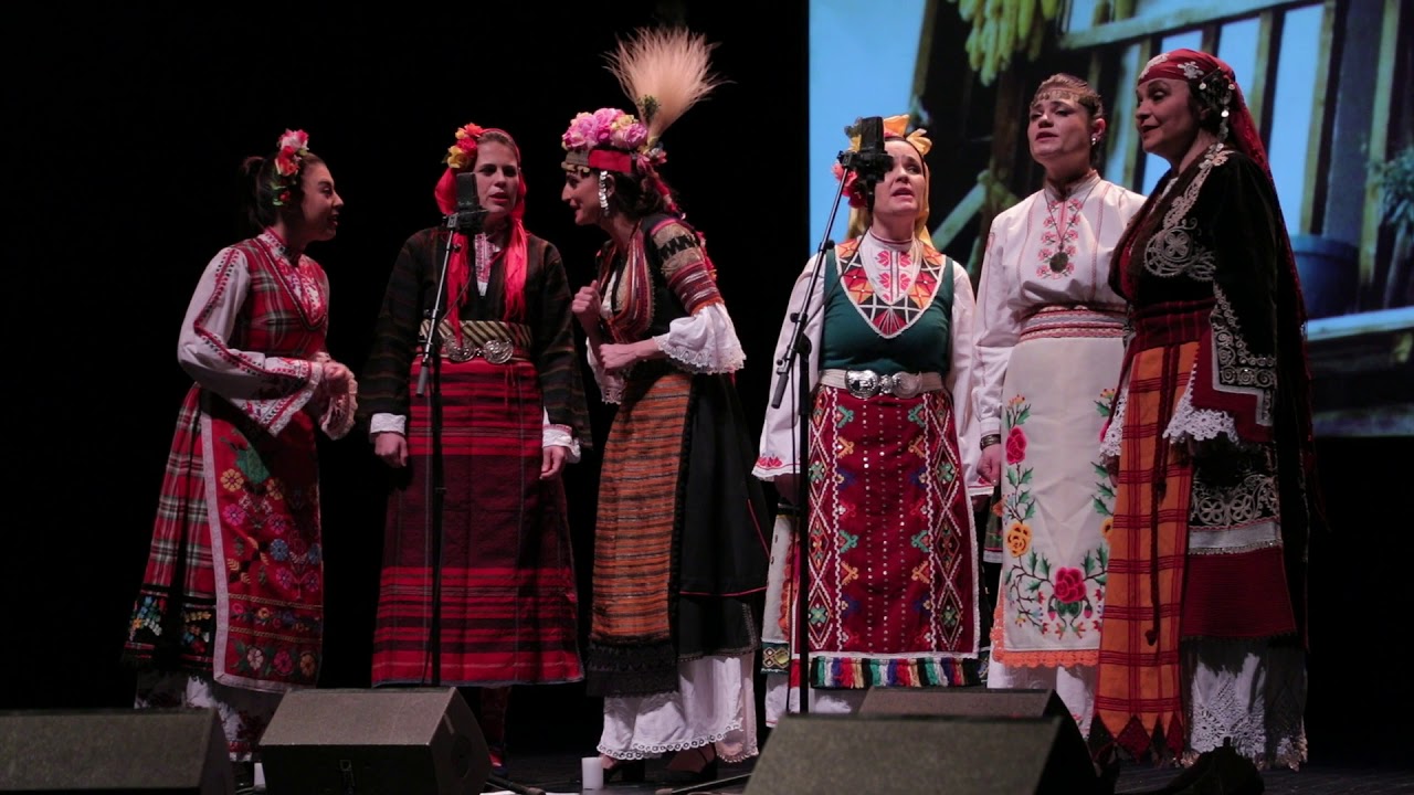 Нина Николина и Магическите гласове - „Седнало е Джоре Дос “