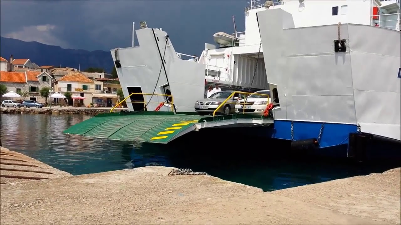 CHORWACJA - Rejs promem Jadrlolinija z DRVENIK na wyspę HVAR | ForumWiedzy
