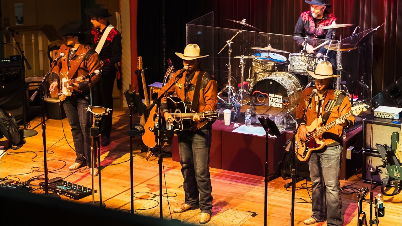 Los Hermanos Mendoza- Little Ways (Live at Buck Owens Crystal Palace)