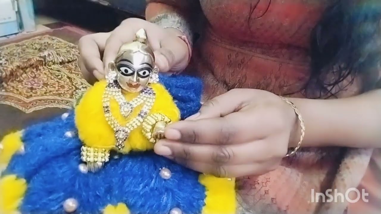 Aise kare apne laddu gopal ji ka sringar 🙏