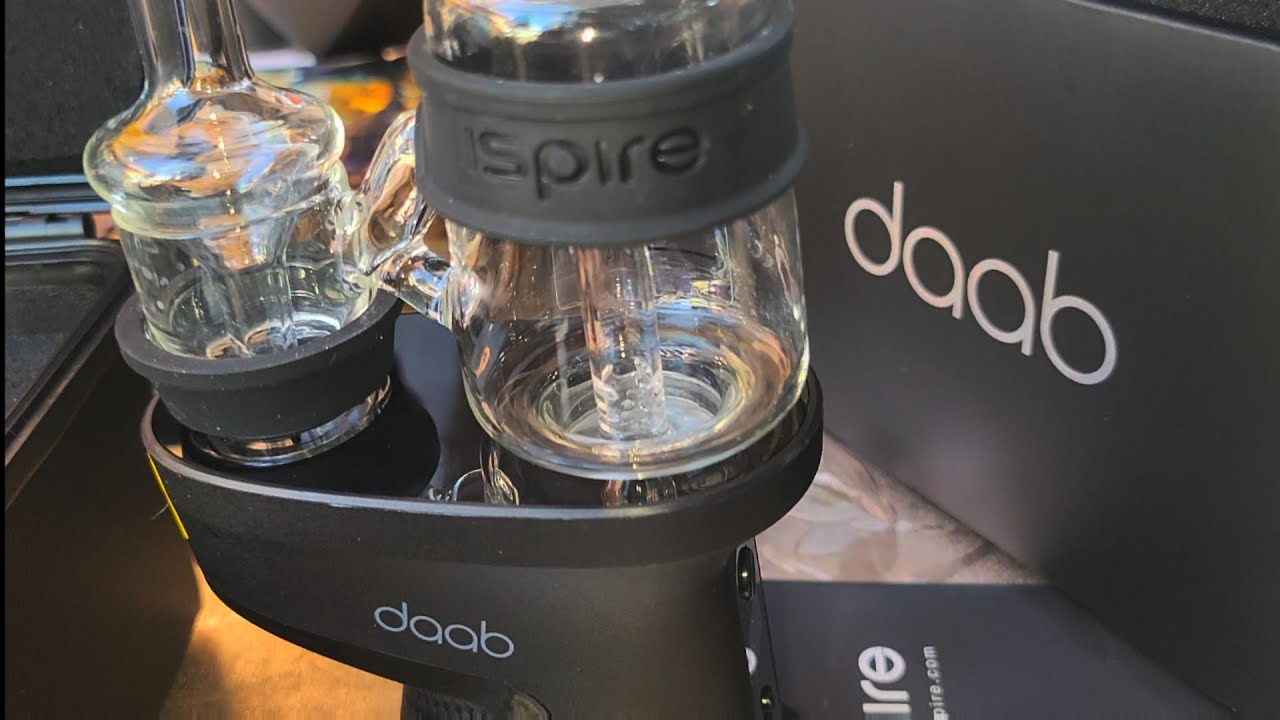 Best Dabbing Portable E Rig The Daab from Ispire