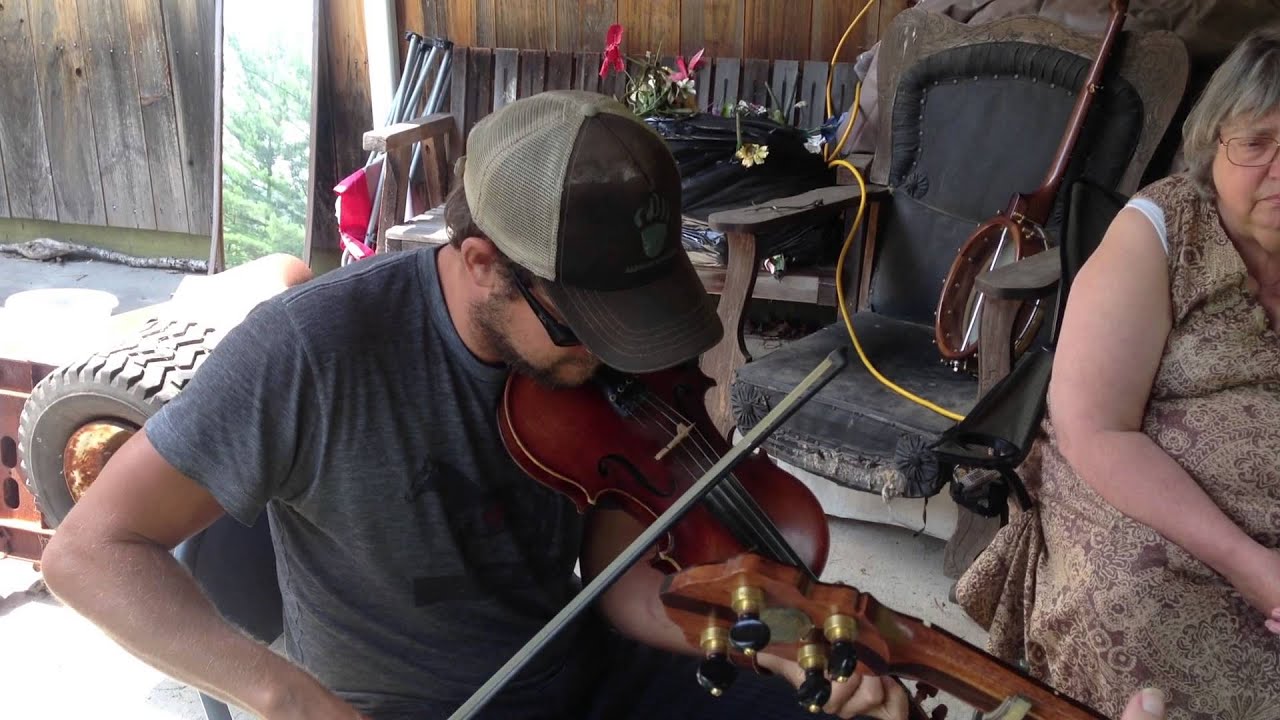 Yellow Rose of Texas - Dwight Diller, banjo; Darin Gentry, fiddle