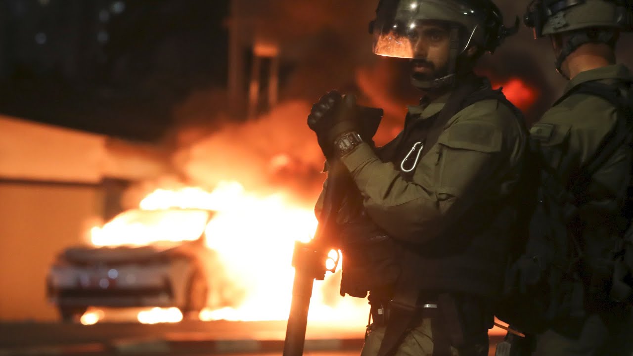 Israel: Communal violence erupts between Jewish and Arab Israelis in several cities