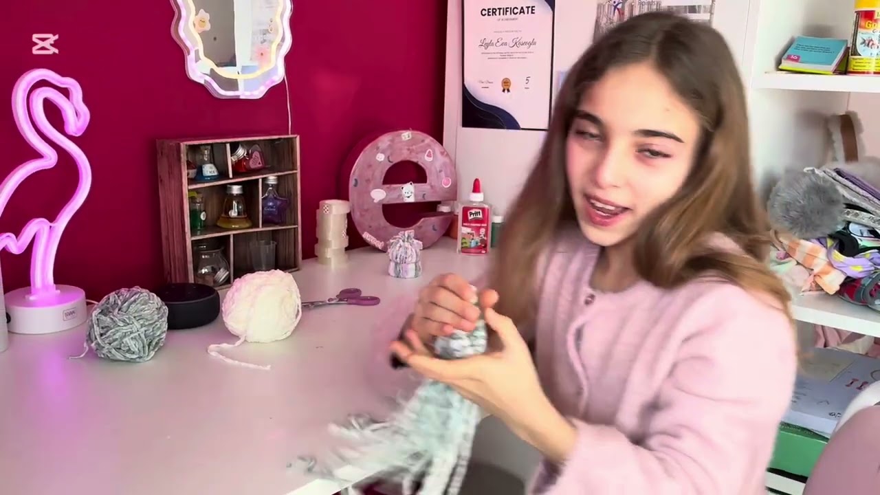 How to make a miniature hat