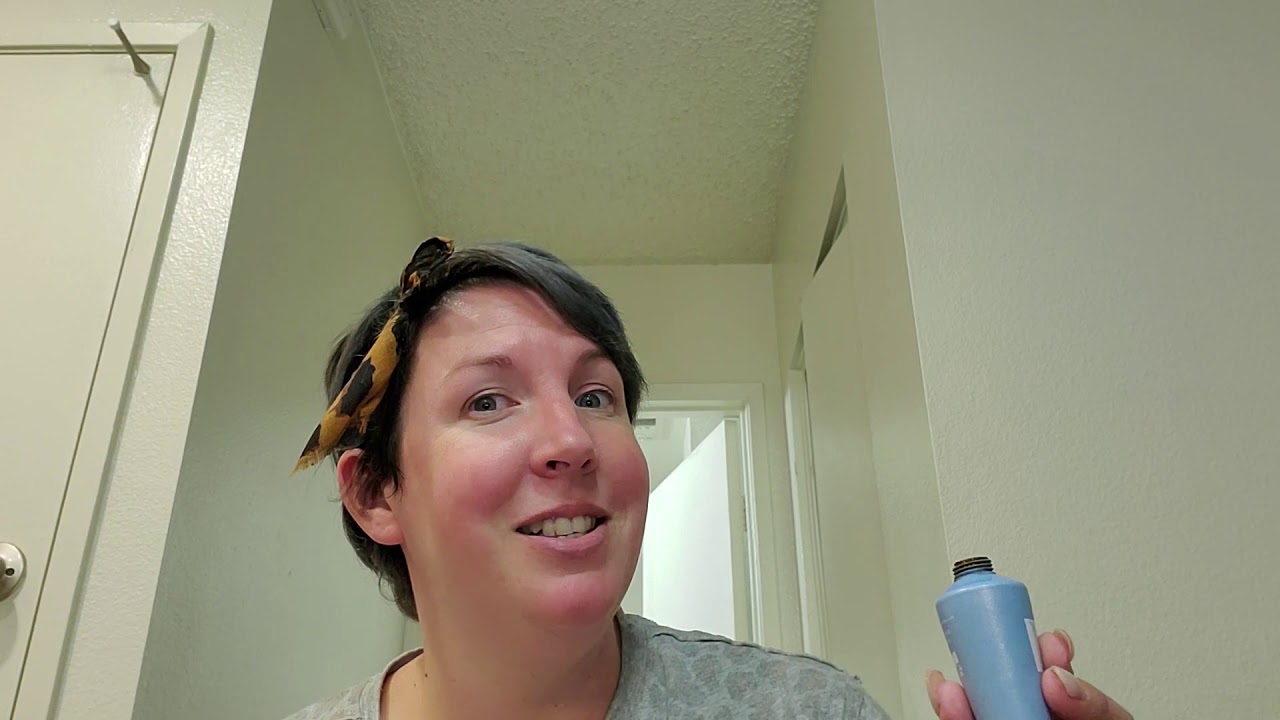 April Unboxing - Featuring Chalkboard Chardonnay!