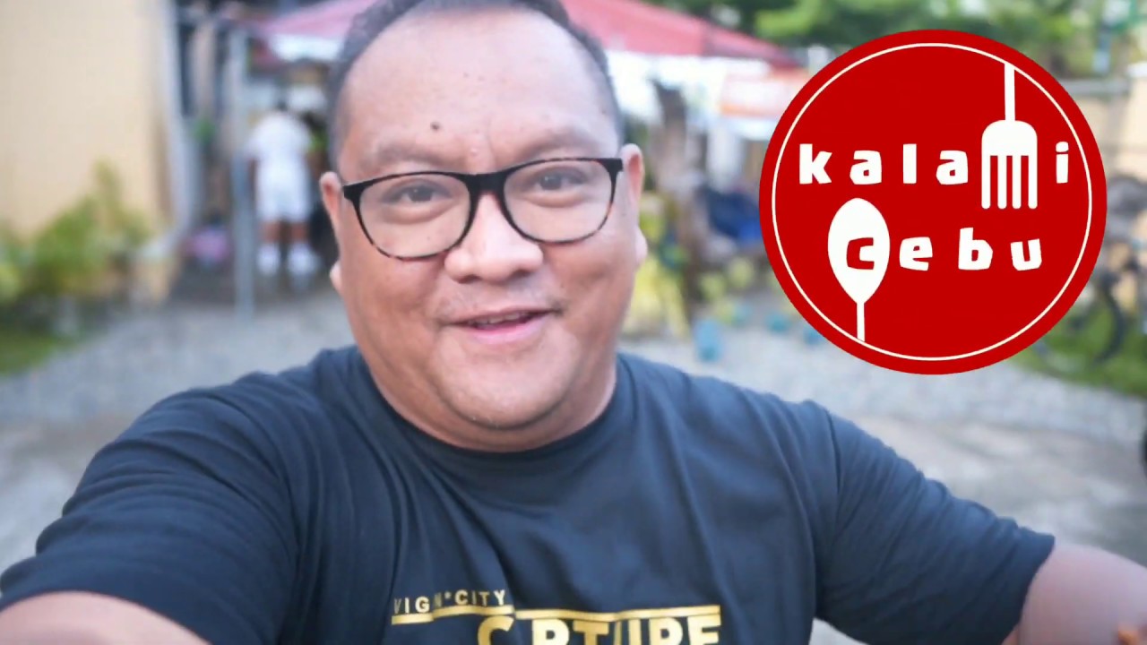 Philippine Street Food - Eating Bull's Penis, Heart, and Eye in Vigan | First Sinanglaon
