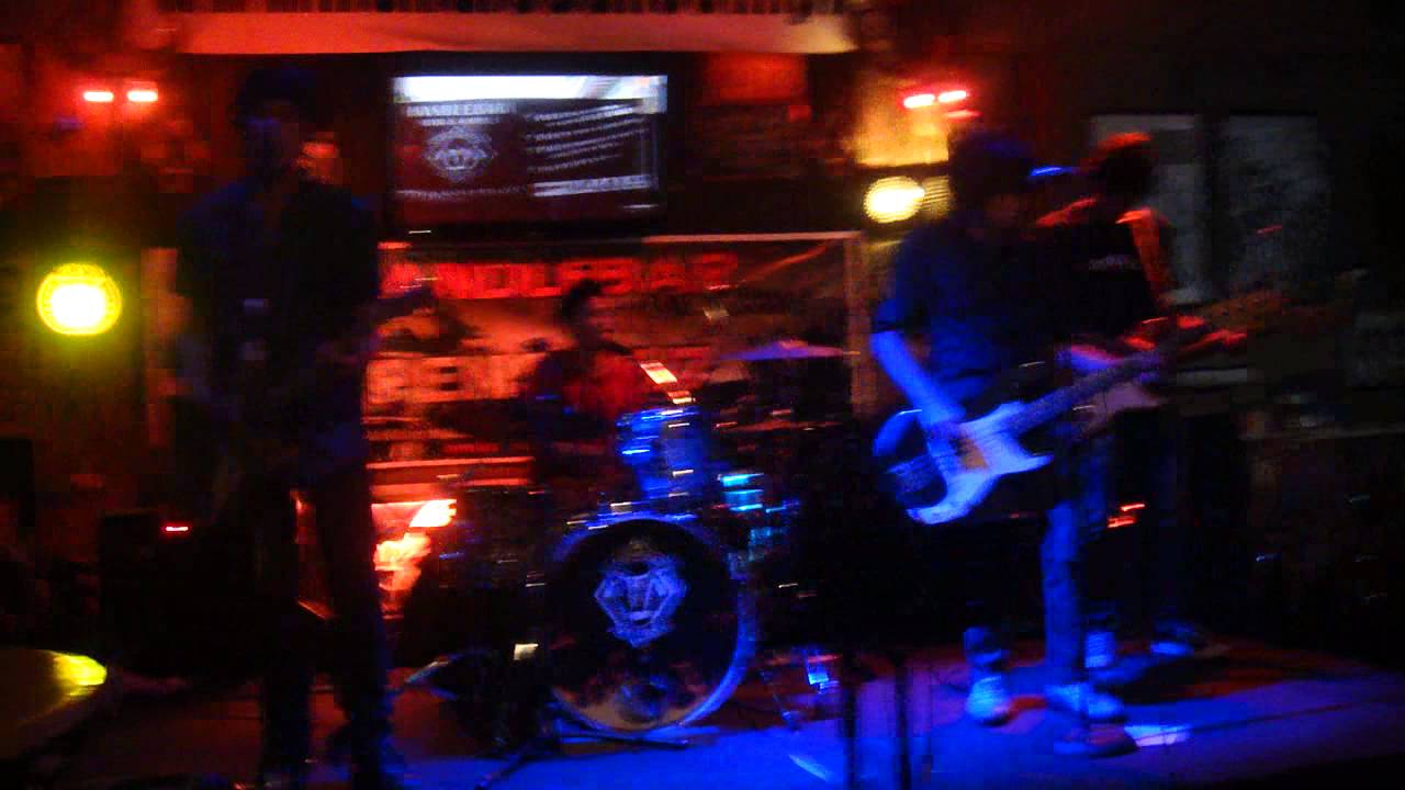 The KKK Took My Baby Away (Ramones Cover) - Hilera with Nitoy Adriano
