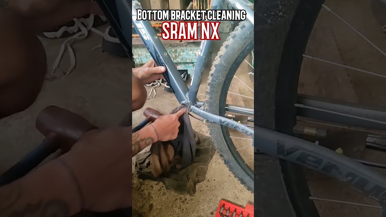 SRAM NX BOTTOM BRACKET CLEANING ii DIY