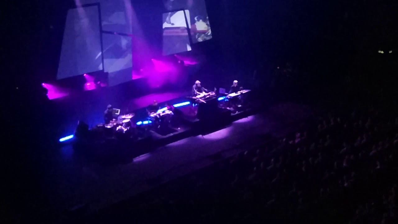 Oneohtrix Point Never - Chrome Country Live (2018)