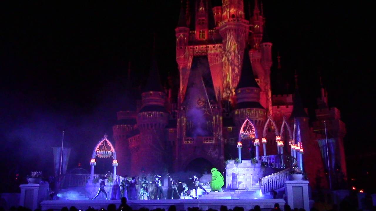 Hocus Pocus Villains Spelltacular 2016 - Mickey's Not-So-Scary Halloween Party
