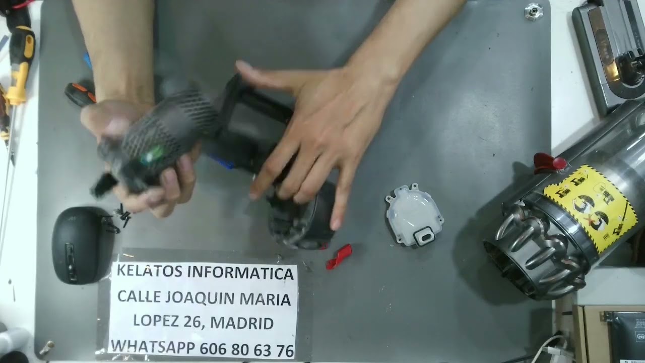 ⚙️ How to Fix a Stuck Trigger on Your Dyson SV12? 🛠️